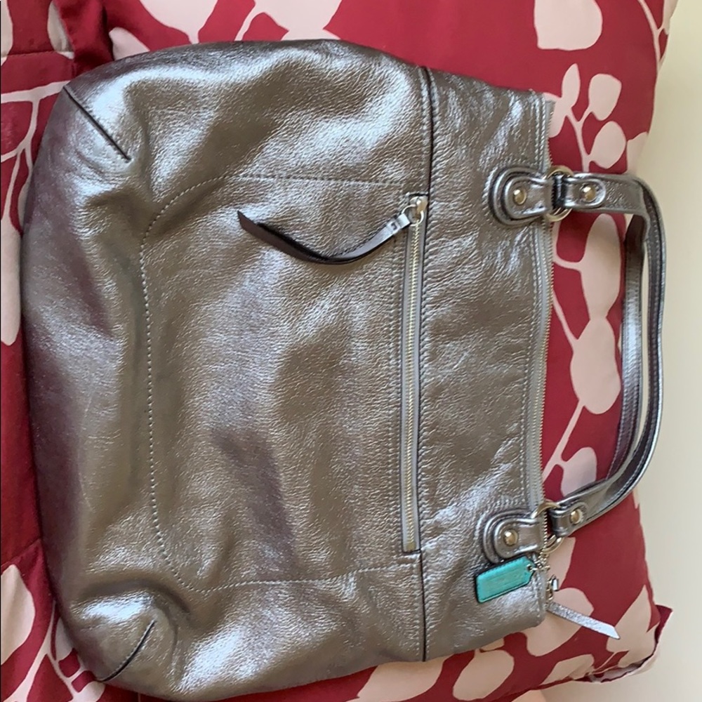 Coach shoulder bag pebble leather